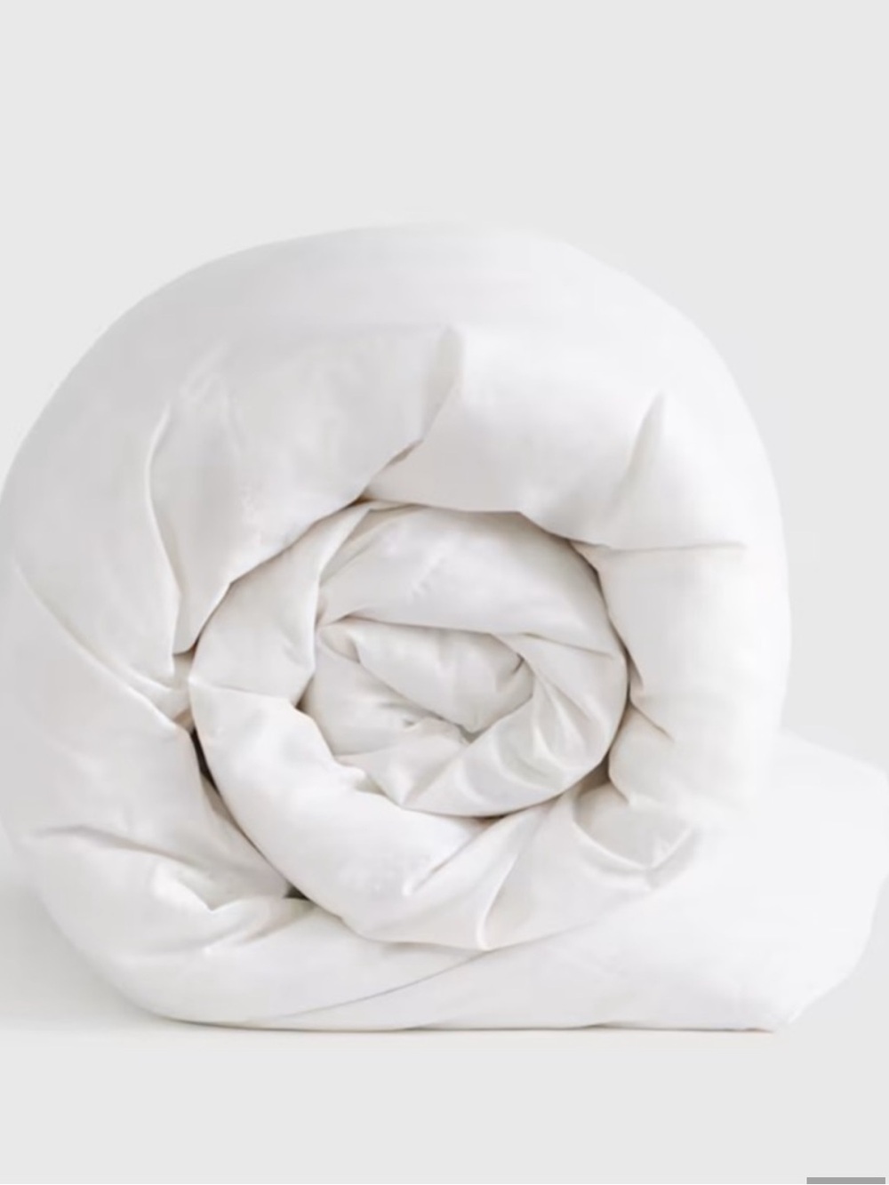 NWT QUINCE Premium Down All Seasom Comforter Full/ Queen 9926